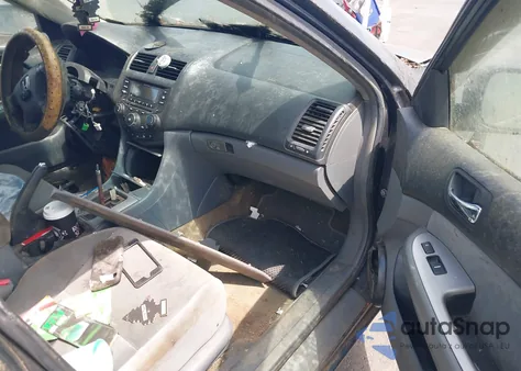 2005 Honda Accord 2.4 Ex from USA, damaged, VIN 1HGCM56765A009503